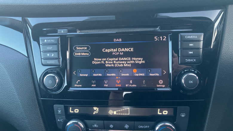 Nissan Qashqai 1.3 DiG-T Acenta Premium 5dr Petrol Hatchback